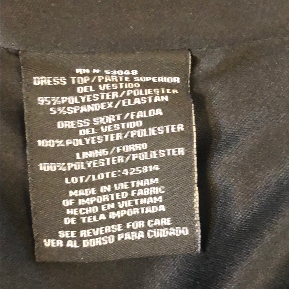 Floral printed cold shoulder dress - Picture 9 of 10